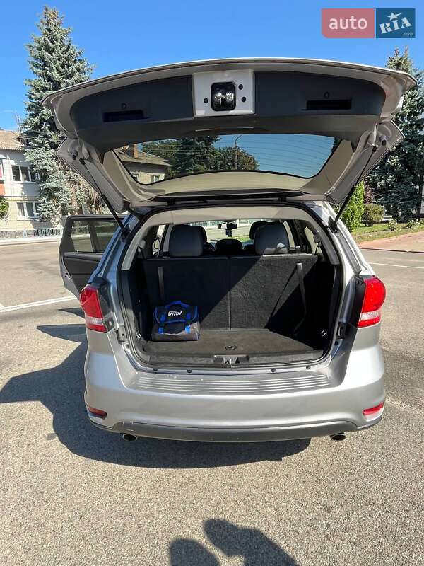 Позашляховик / Кросовер Dodge Journey 2017 в Борисполі фото 36 Позашляховик / Кросовер Dodge Journey 2017 в Борисполі