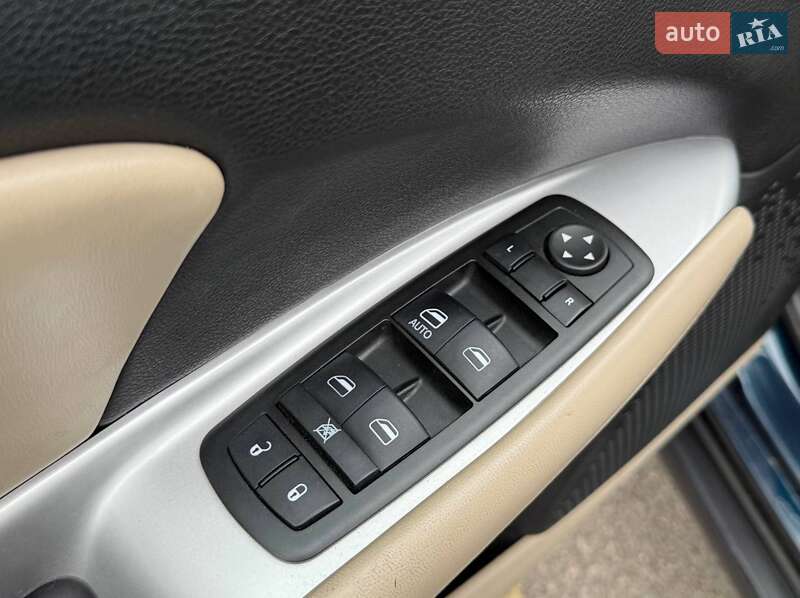 Внедорожник / Кроссовер Dodge Journey 2014 в Одессе