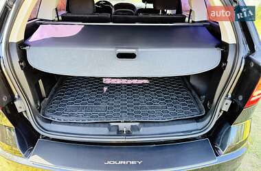 Внедорожник / Кроссовер Dodge Journey 2012 в 