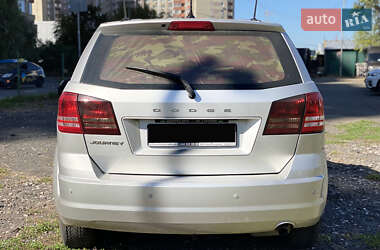 Внедорожник / Кроссовер Dodge Journey 2013 в 