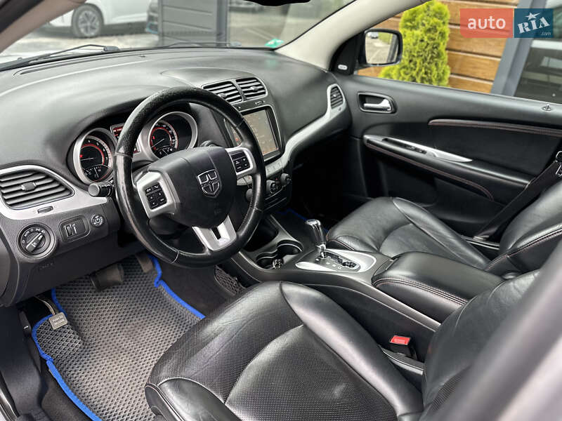 Внедорожник / Кроссовер Dodge Journey 2017 в Шептицькому