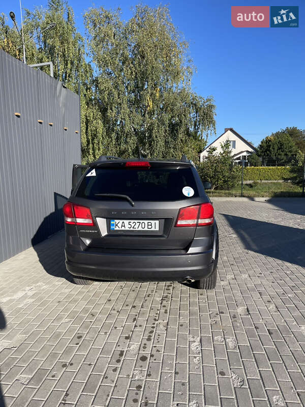 Внедорожник / Кроссовер Dodge Journey 2013 в Ровно