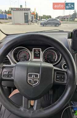 Внедорожник / Кроссовер Dodge Journey 2013 в 