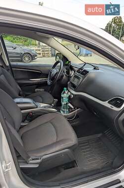 Внедорожник / Кроссовер Dodge Journey 2013 в 