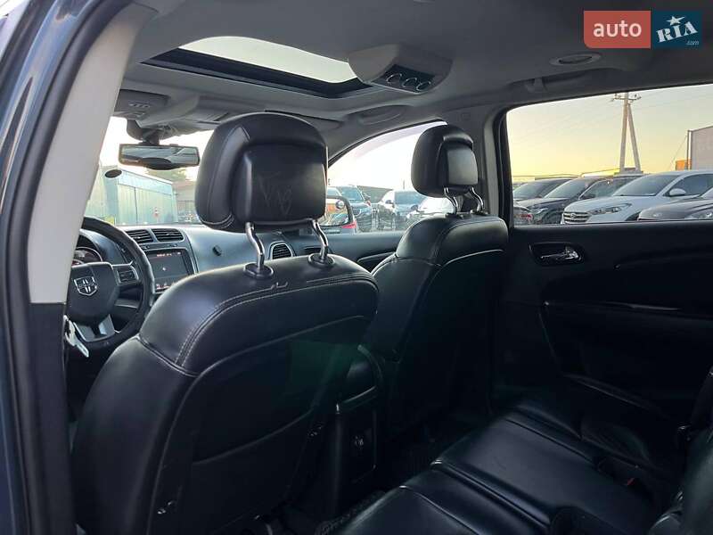 Внедорожник / Кроссовер Dodge Journey 2016 в Львове