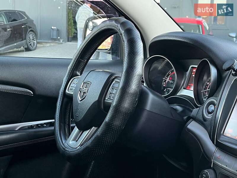 Внедорожник / Кроссовер Dodge Journey 2016 в Львове