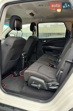 Внедорожник / Кроссовер Dodge Journey 2016 в 
