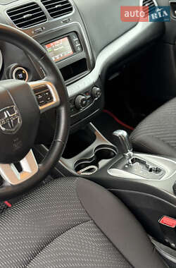 Внедорожник / Кроссовер Dodge Journey 2016 в 