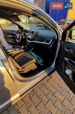 Внедорожник / Кроссовер Dodge Journey 2016 в 