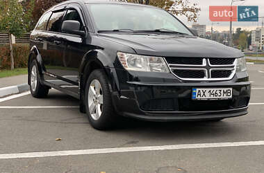 Позашляховик / Кросовер Dodge Journey 2012 в 