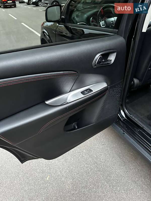 Внедорожник / Кроссовер Dodge Journey 2018 в Киеве
