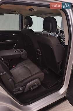 Внедорожник / Кроссовер Dodge Journey 2013 в 