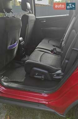 Внедорожник / Кроссовер Dodge Journey 2014 в 