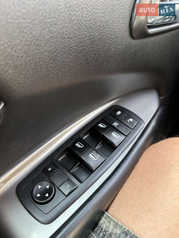 Позашляховик / Кросовер Dodge Journey 2020 в Києві фото 14 Позашляховик / Кросовер Dodge Journey 2020 в Києві