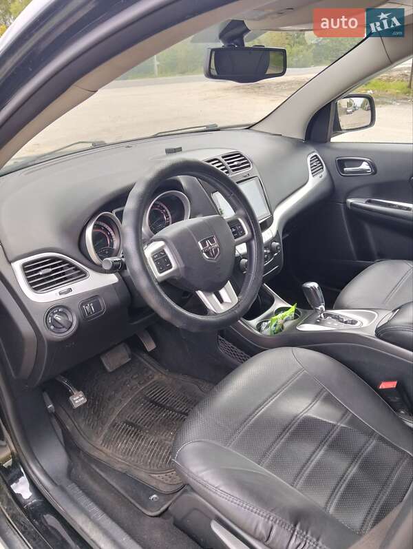 Позашляховик / Кросовер Dodge Journey 2016 в Львові фото 19 Позашляховик / Кросовер Dodge Journey 2016 в Львові