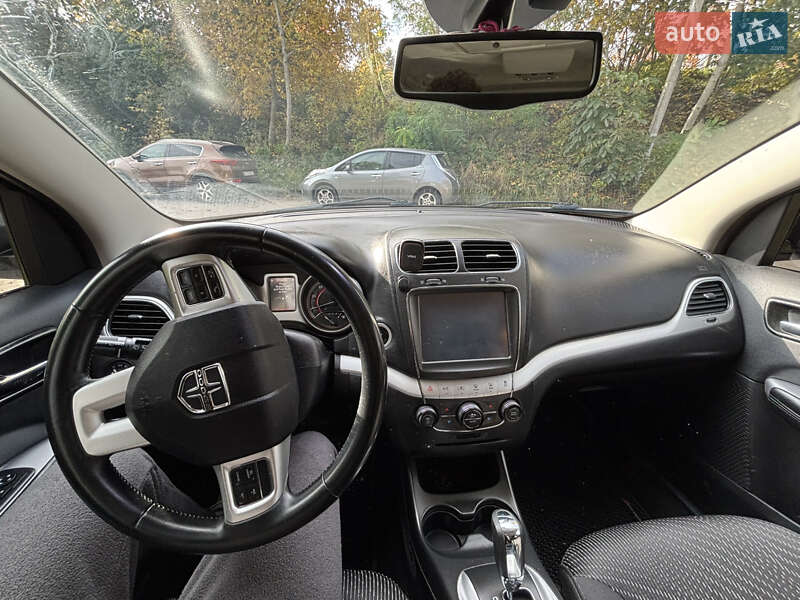 Внедорожник / Кроссовер Dodge Journey 2014 в Львове