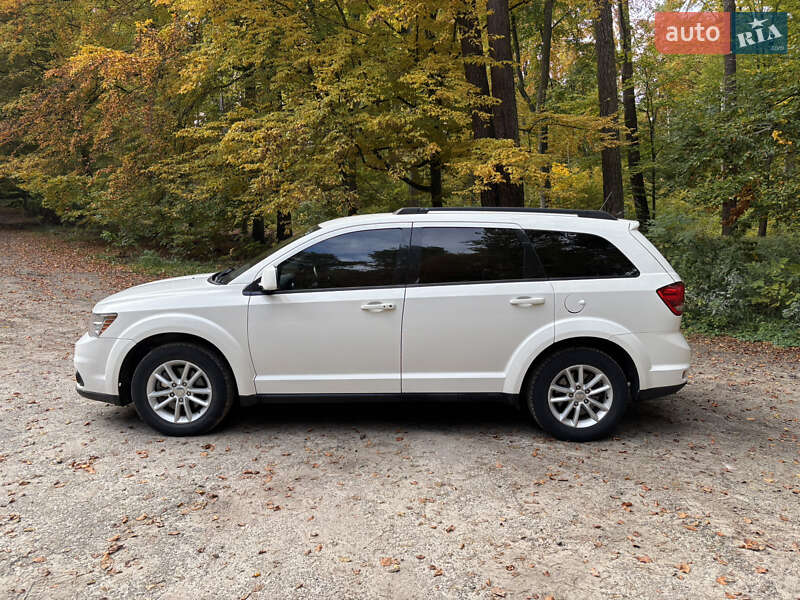Внедорожник / Кроссовер Dodge Journey 2014 в Львове