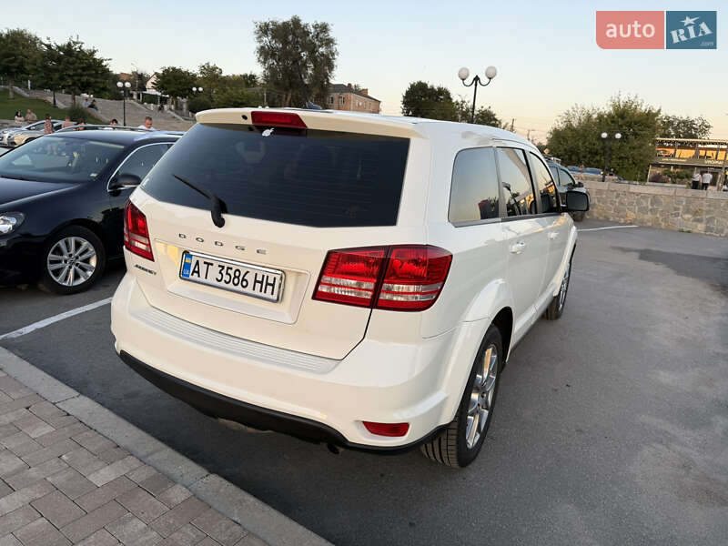 Позашляховик / Кросовер Dodge Journey 2012 в Умані