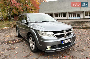 Внедорожник / Кроссовер Dodge Journey 2010 в Ровно