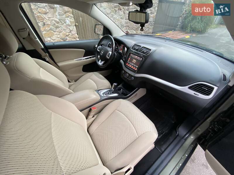 Внедорожник / Кроссовер Dodge Journey 2017 в Киеве фото 16 Внедорожник / Кроссовер Dodge Journey 2017 в Киеве
