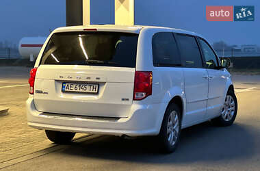Позашляховик / Кросовер Dodge Journey 2017 в  фото 4 Позашляховик / Кросовер Dodge Journey 2017 в
