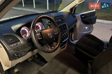 Позашляховик / Кросовер Dodge Journey 2017 в  фото 12 Позашляховик / Кросовер Dodge Journey 2017 в