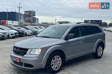 Позашляховик / Кросовер Dodge Journey 2018 в  фото 3 Позашляховик / Кросовер Dodge Journey 2018 в