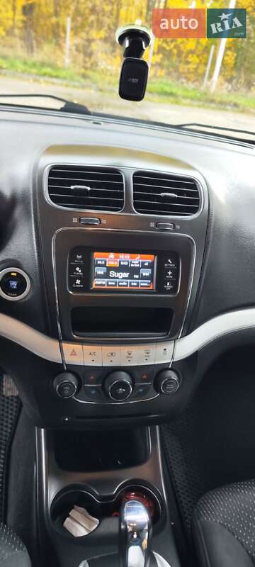 Внедорожник / Кроссовер Dodge Journey 2015 в Шумске фото 17 Внедорожник / Кроссовер Dodge Journey 2015 в Шумске