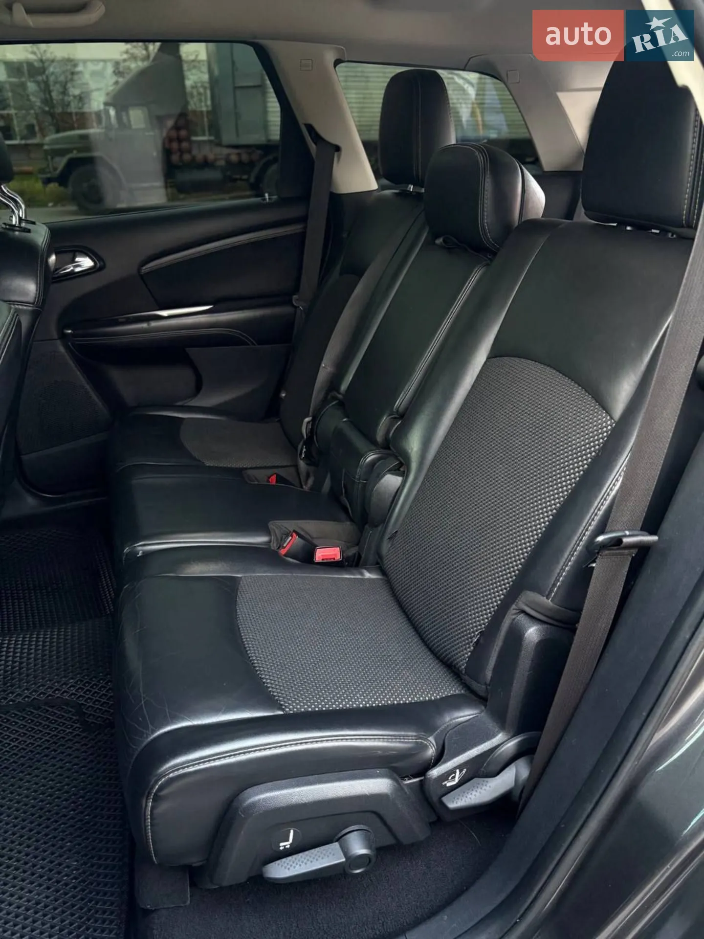 2015 Dodge Journey - мініатюра 12