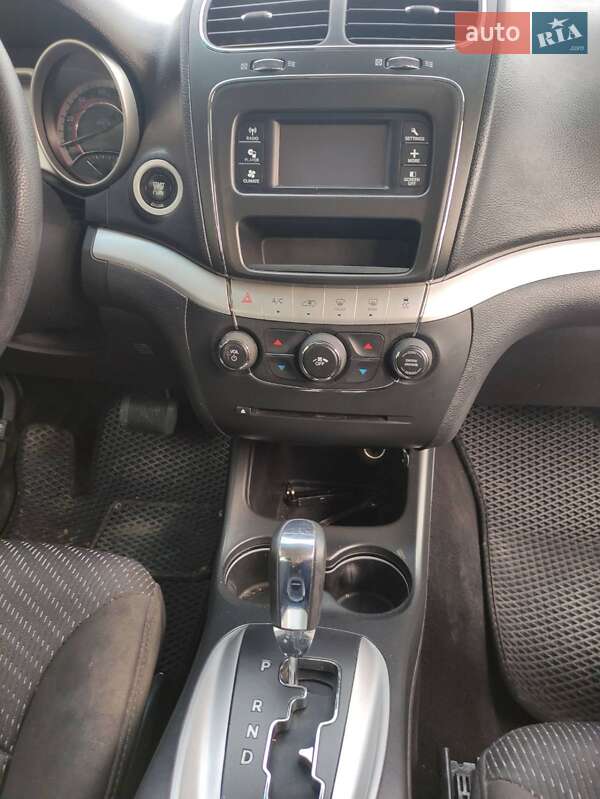 Позашляховик / Кросовер Dodge Journey 2014 в Луцьку