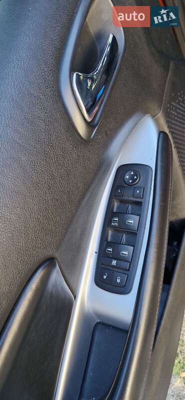 Внедорожник / Кроссовер Dodge Journey 2011 в Киеве фото 4 Внедорожник / Кроссовер Dodge Journey 2011 в Киеве