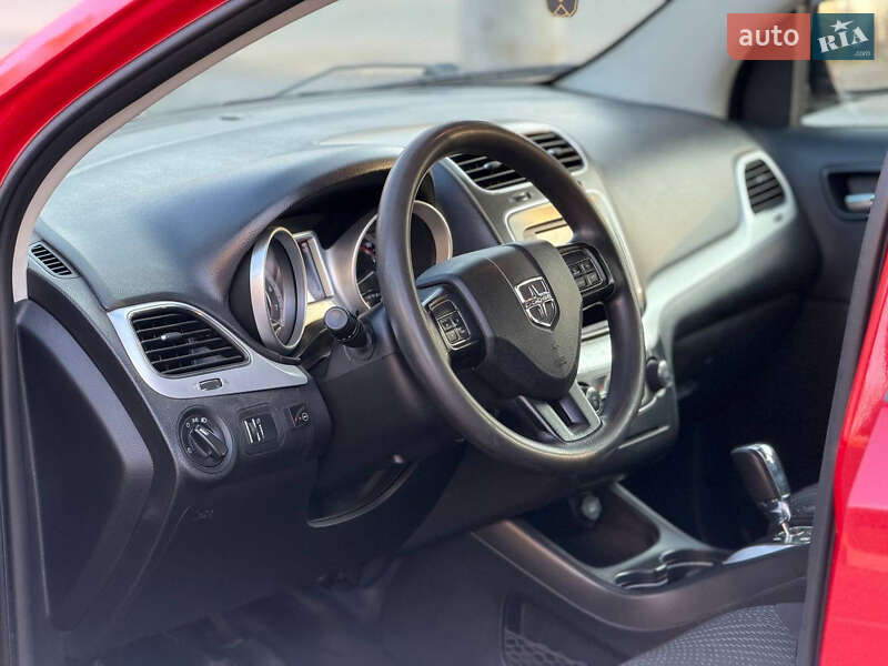 Позашляховик / Кросовер Dodge Journey 2012 в Харкові фото 14 Позашляховик / Кросовер Dodge Journey 2012 в Харкові