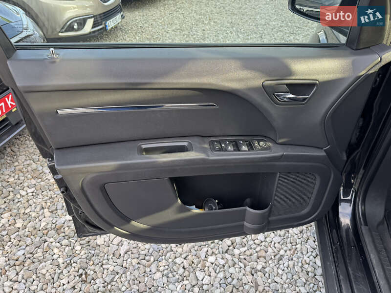 Позашляховик / Кросовер Dodge Journey 2009 в Івано-Франківську