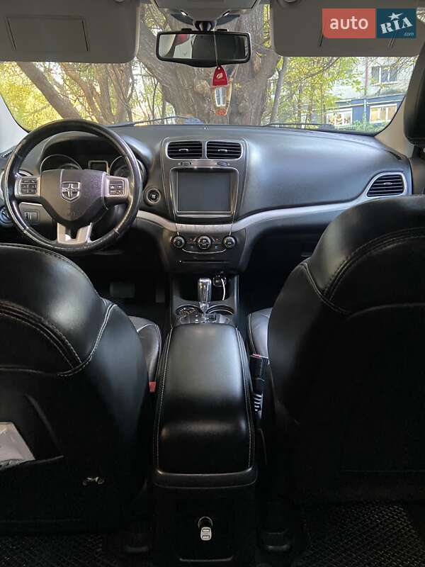 Позашляховик / Кросовер Dodge Journey 2015 в Чернівцях фото 8 Позашляховик / Кросовер Dodge Journey 2015 в Чернівцях