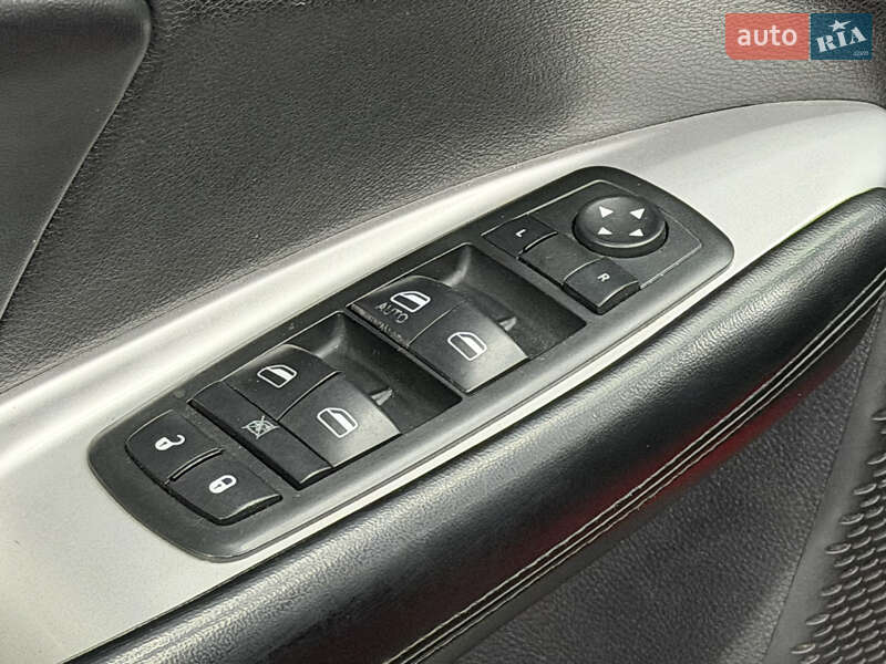 Внедорожник / Кроссовер Dodge Journey 2012 в Харькове фото 12 Внедорожник / Кроссовер Dodge Journey 2012 в Харькове