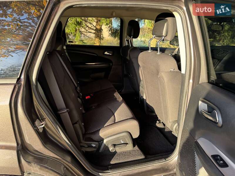 Позашляховик / Кросовер Dodge Journey 2017 в Львові фото 13 Позашляховик / Кросовер Dodge Journey 2017 в Львові