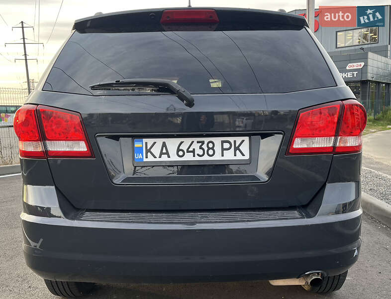 Внедорожник / Кроссовер Dodge Journey 2017 в Вишневом