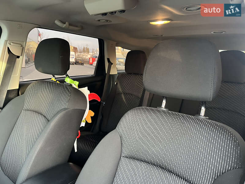 Внедорожник / Кроссовер Dodge Journey 2017 в Вишневом