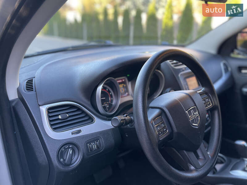 Внедорожник / Кроссовер Dodge Journey 2011 в Запорожье фото 17 Внедорожник / Кроссовер Dodge Journey 2011 в Запорожье