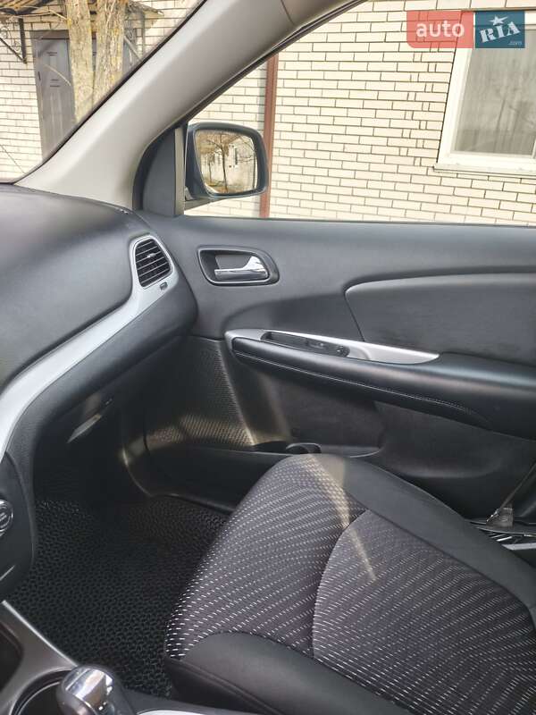 Внедорожник / Кроссовер Dodge Journey 2019 в Украинке