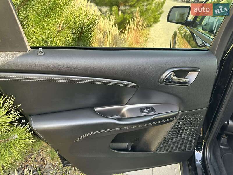 Позашляховик / Кросовер Dodge Journey 2017 в Хмельницькому