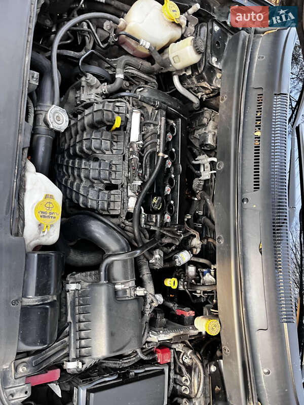 Внедорожник / Кроссовер Dodge Journey 2015 в Виннице фото 33 Внедорожник / Кроссовер Dodge Journey 2015 в Виннице