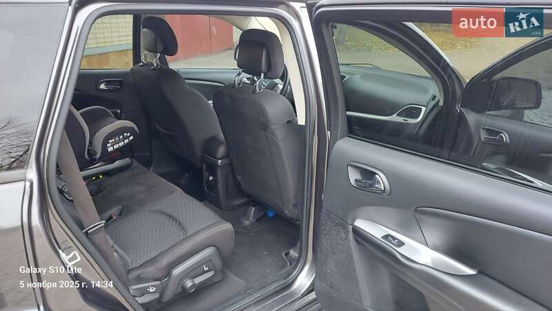 Позашляховик / Кросовер Dodge Journey 2017 в Черкасах фото 12 Позашляховик / Кросовер Dodge Journey 2017 в Черкасах