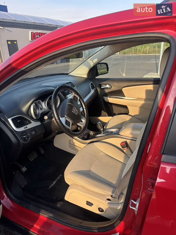 Внедорожник / Кроссовер Dodge Journey 2017 в Новых Санжарах фото 4 Внедорожник / Кроссовер Dodge Journey 2017 в Новых Санжарах