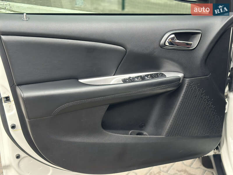 Внедорожник / Кроссовер Dodge Journey 2018 в Киеве