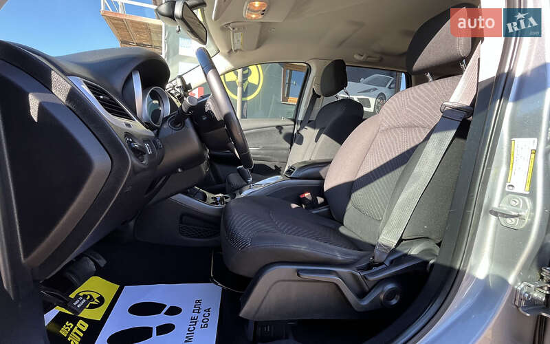 Позашляховик / Кросовер Dodge Journey 2018 в Стрию