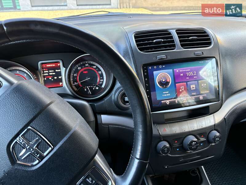 Внедорожник / Кроссовер Dodge Journey 2017 в Ужгороде