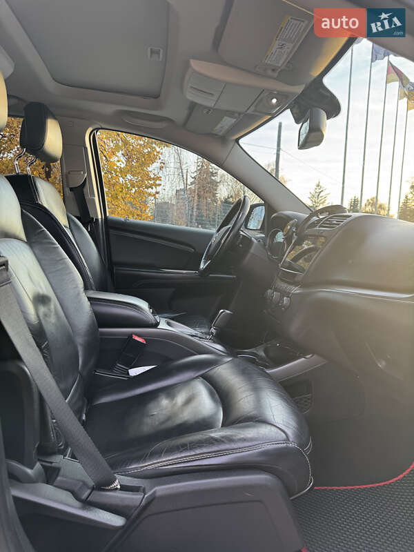 Позашляховик / Кросовер Dodge Journey 2016 в Житомирі