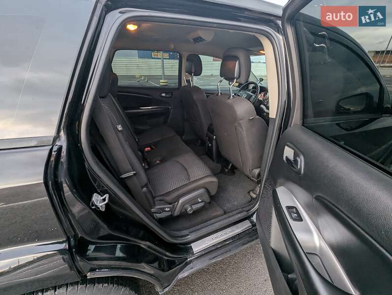 Внедорожник / Кроссовер Dodge Journey 2014 в Львове