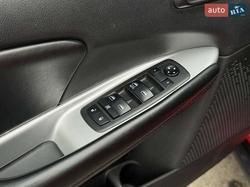Внедорожник / Кроссовер Dodge Journey 2017 в Киеве фото 19 Внедорожник / Кроссовер Dodge Journey 2017 в Киеве